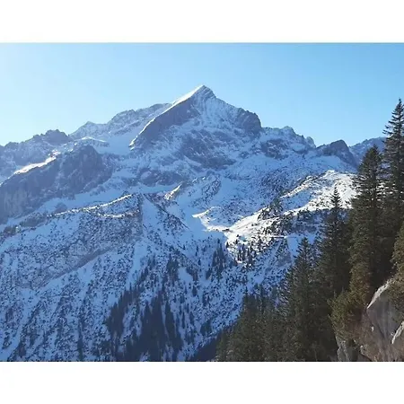 Holiday home Pure Mountain Garden Garmisch-Partenkirchen
